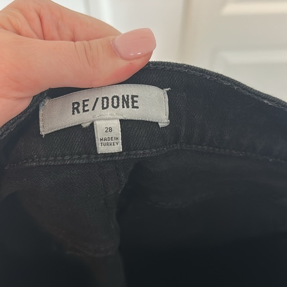 Re/Done Black Raw Hem Jeans - Picture 7 of 12